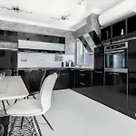 Luxury Apartments-la Dino Maky Apartment