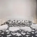 Apartment Luxury Apartments-la Dino Maky *