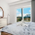 Luxury Apartments-la Dino Maky