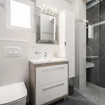 Luxury Apartments-la Dino Maky Apartment *