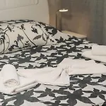 Luxury Apartments-la Dino Maky Apartment *