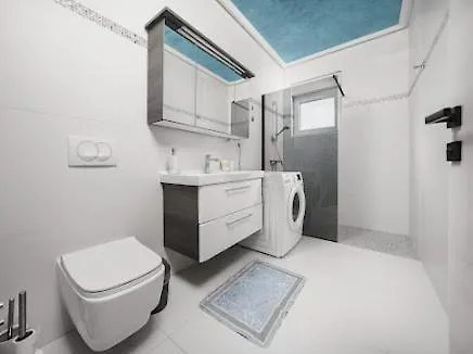 Luxury Apartments-la Dino Maky *