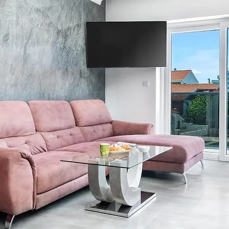 شقة Luxury Apartments-la Dino Maky