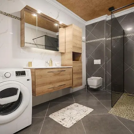 Luxury Apartments-la Dino Maky * Водице