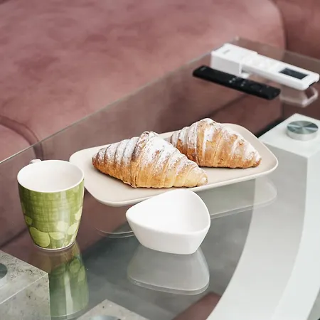 Luxury Apartments-la Dino Maky