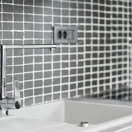 Luxury Apartments-la Dino Maky Апартаменты