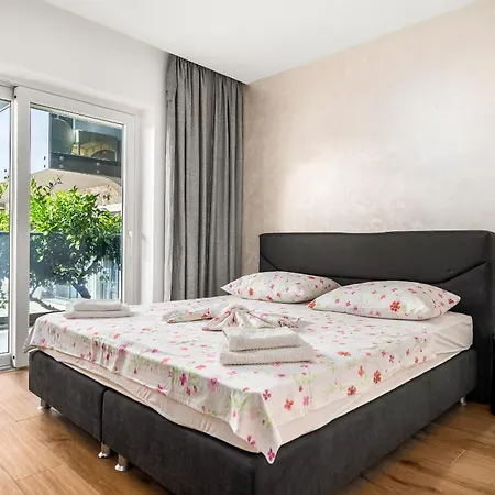 Luxury Apartments-la Dino Maky Appartement Vodice