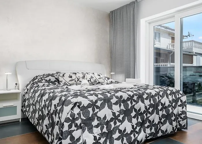 Appartement Luxury Apartments-la Dino Maky *