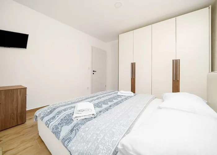 Appartement Luxury Apartments-la Dino Maky *