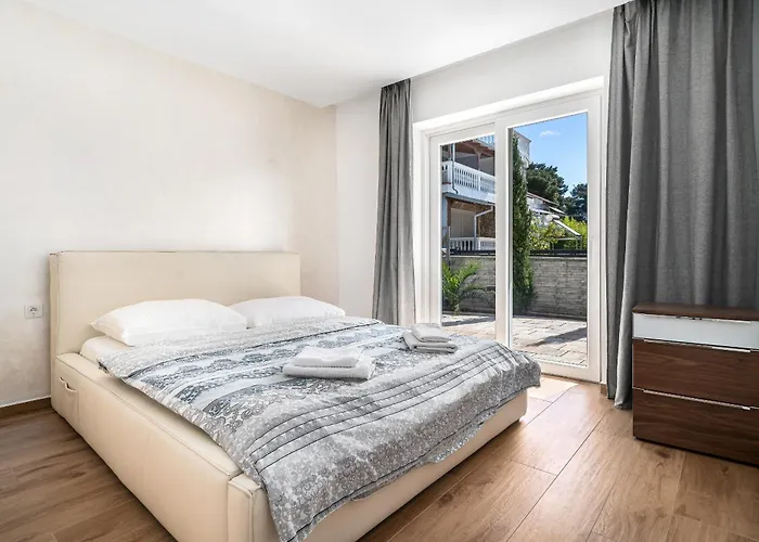 Luxury Apartments-la Dino Maky Appartement